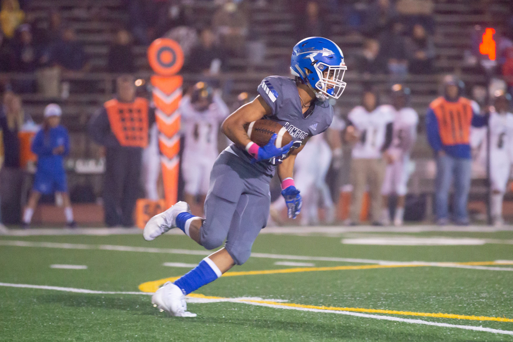 102921 Lompoc Dos Pueblos Football 23.jpg